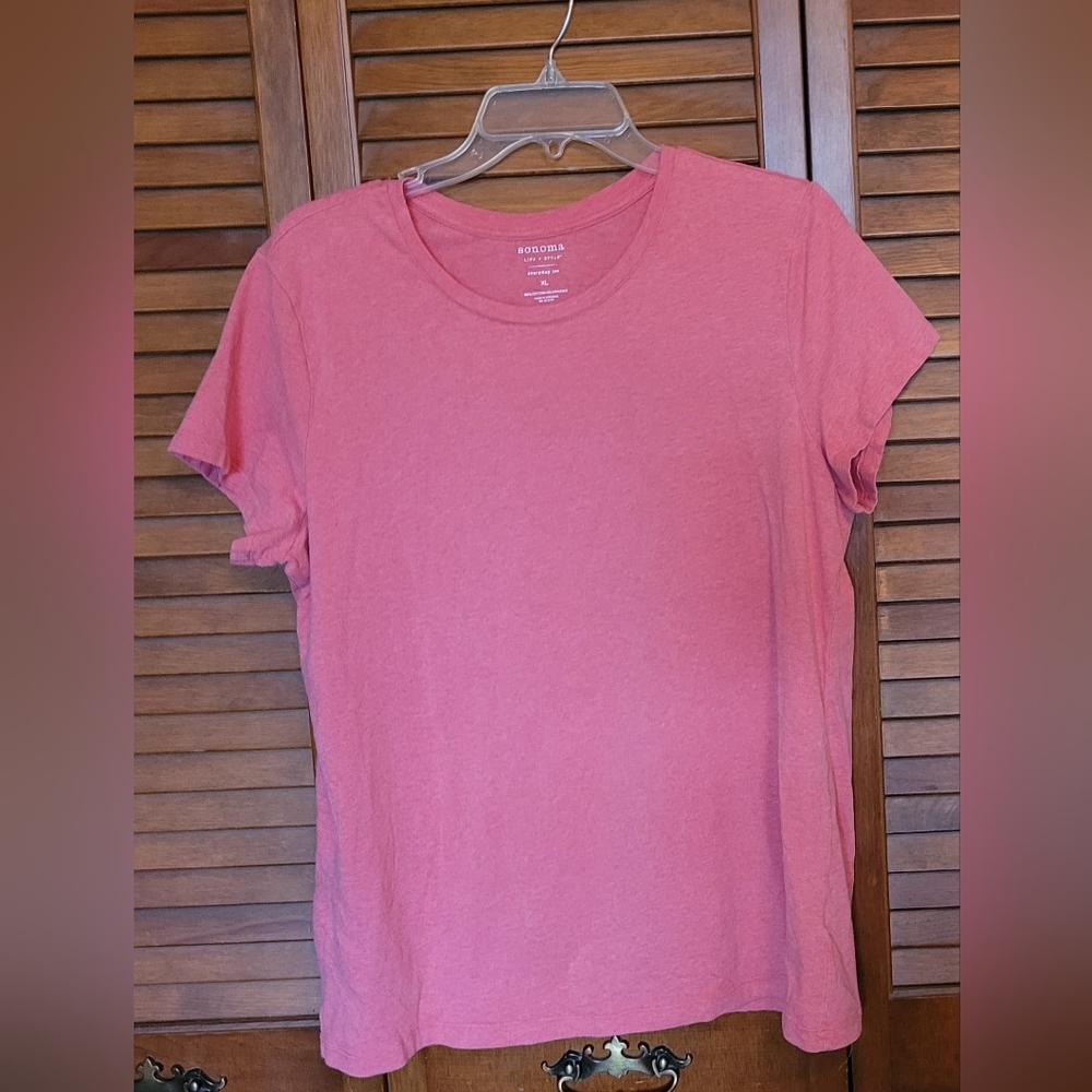 25. Sonoma Plain T-shirt - size XL